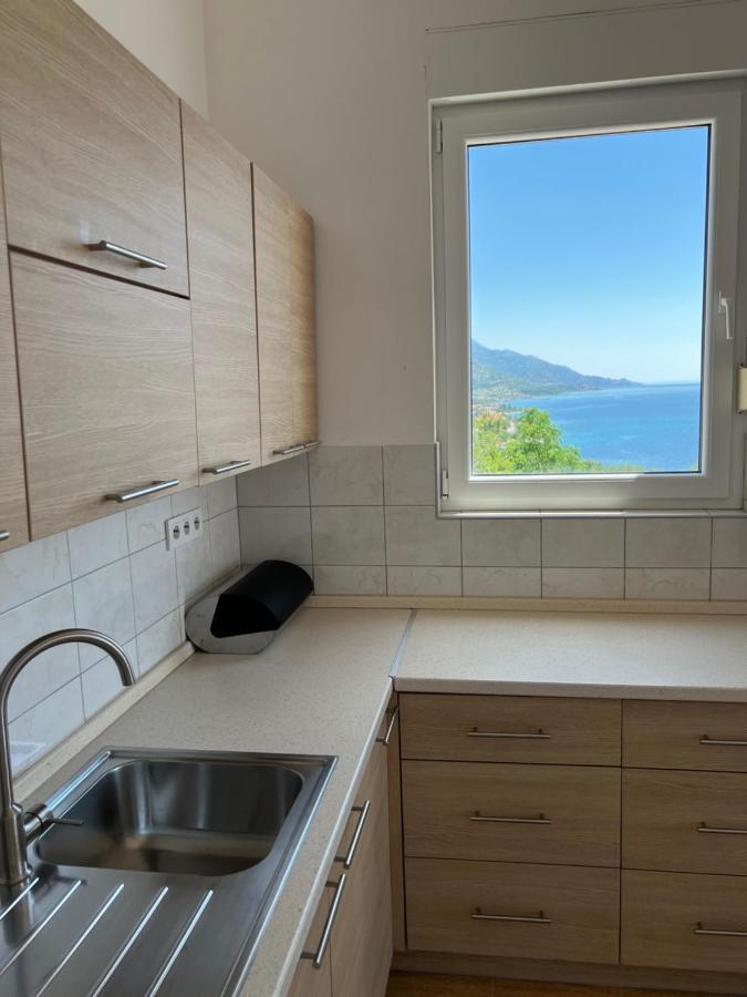 Apartments Angela Cesarica Buitenkant foto